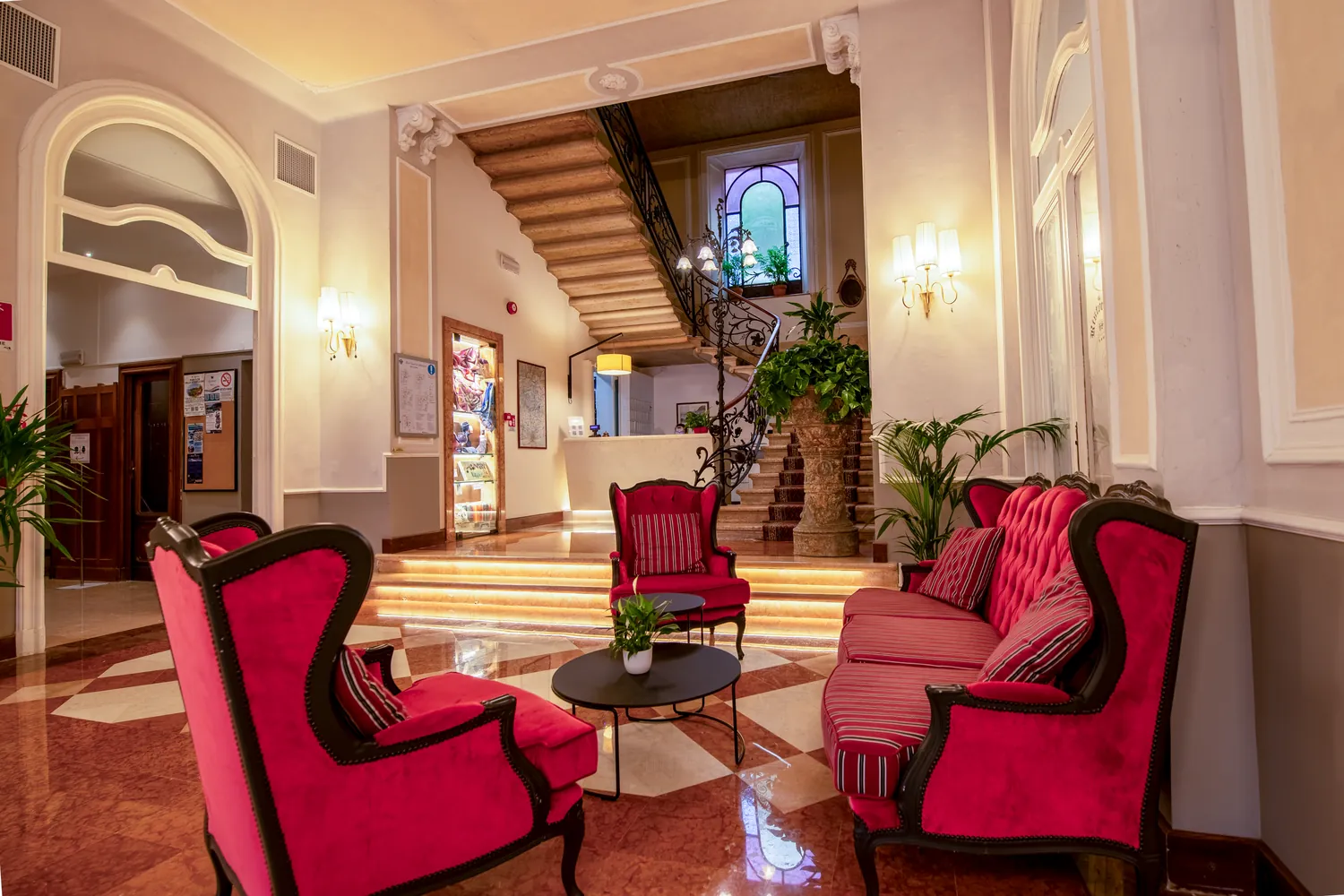 Ambienti e dettagli dell’Hotel Excelsior Splendide a Bellagio