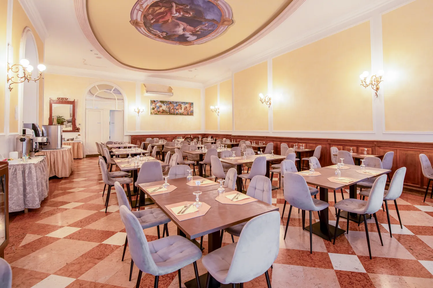 Ambienti e dettagli dell’Hotel Excelsior Splendide a Bellagio